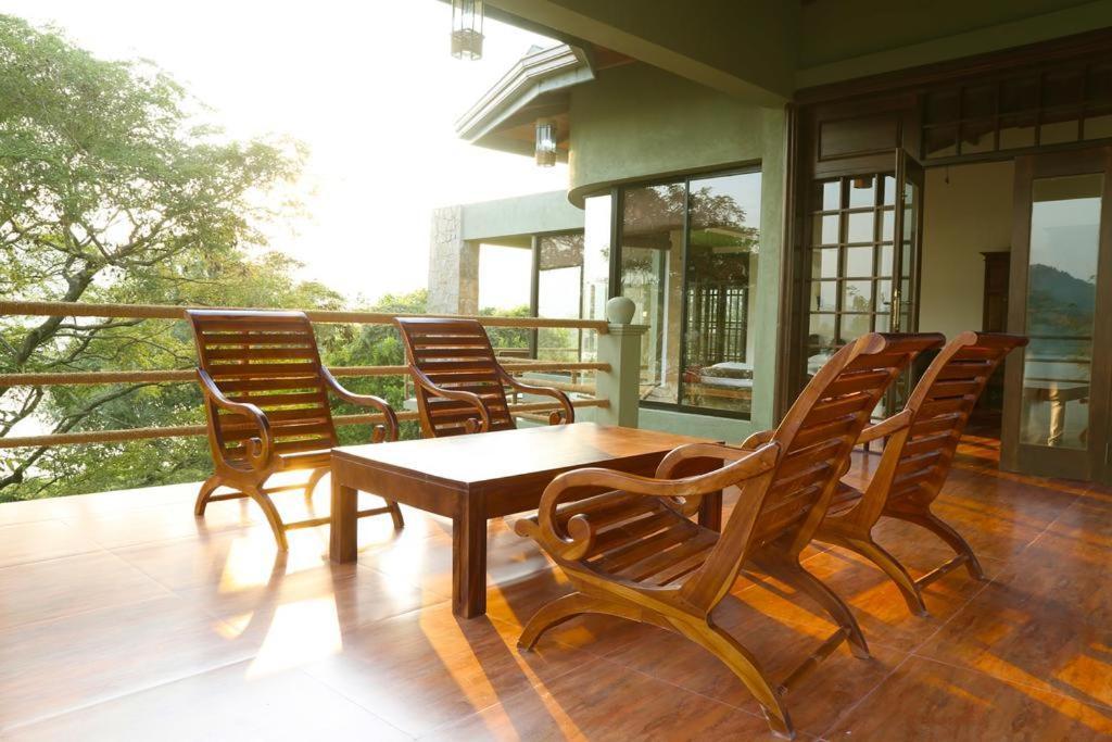 Green Castle Kandy Hotel ภายนอก รูปภาพ